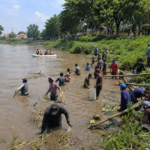 Pladu Sungai Brantas Kediri
