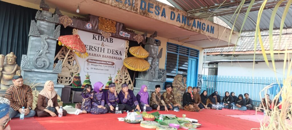 Bersih Desa - Kelurahan Dandangan 2026